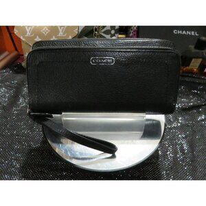 Coach Black Pebbled Leather Double Zip Around Accordion Continental Long Wallet